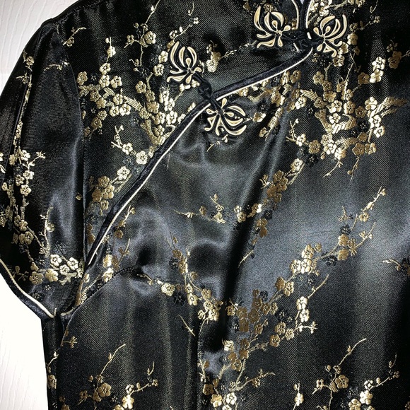 Dress - Picture 8 of 8